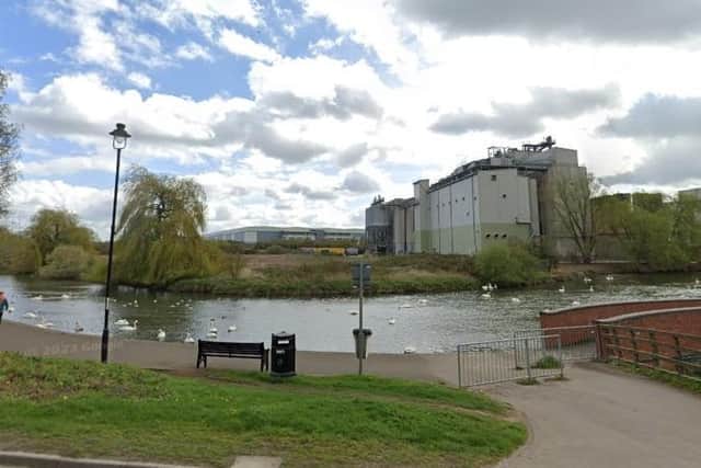 Wellingborough Embankment has been closed off due to the discovery of a 'suspicious' item