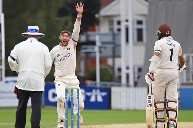 Rob Keogh appeals enthusiastically (Picture: Peter Short)