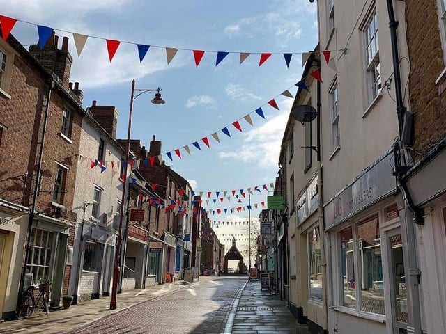 Muddy Stilettos said: "This dynamic and well-connected market town has a wealth of new housing but has kept hold of its charming character. It’s also having a bit of a renaissance, with cute shops springing up in the 16th century town centre, jostling for place with edgy bars and cosy cafés."