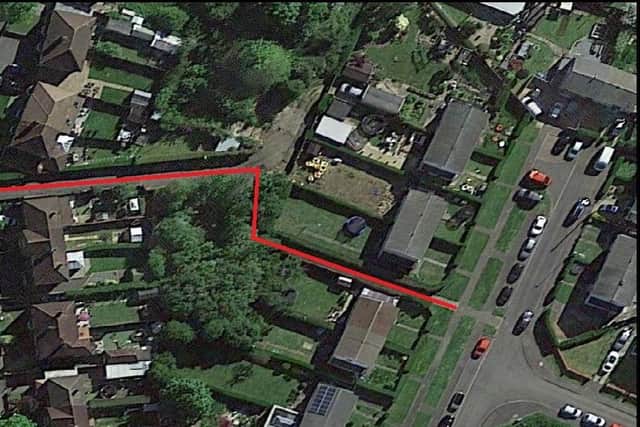 The incident was said to have taken place in this alleyway between Brookes Grove and Rowlett Road