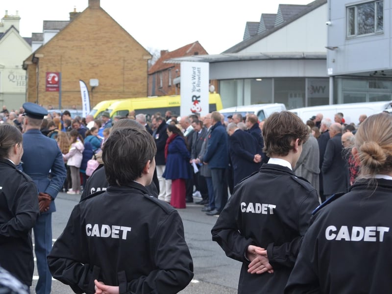 Hundreds gather at Broad Green in Wellingborough to pay respects at Remembrance Sunday service