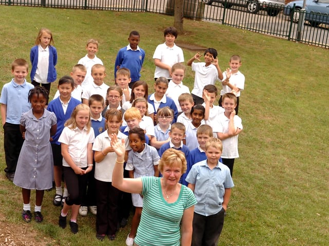 Kettering, St Mary's Primary School, teacher Terry Arnold with her class. She is retiring after teaching for 23 years 2010