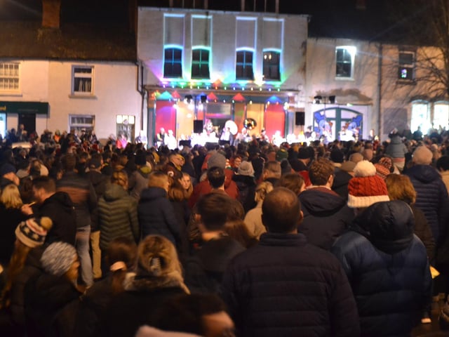 Thousands gather in Earls Barton Square for annual carol service