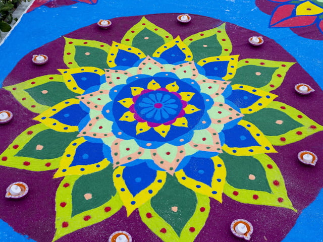 Hundreds Celebrate Diwali and Hindu New Year at BAPS Shri Swaminarayan Mandir in Wellingborough