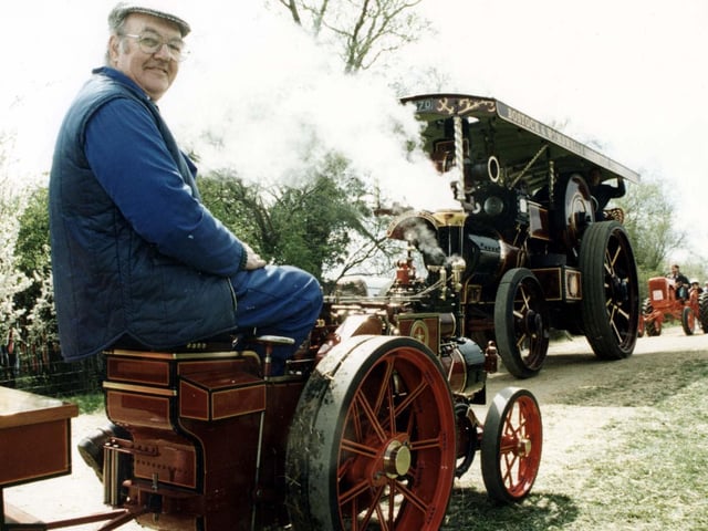 Roy Mosley on his 1/3 Scale Foster Traction Engine at Rushden Cavalcade in 1996