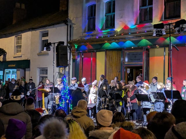 Thousands gather in Earls Barton Square for annual carol service