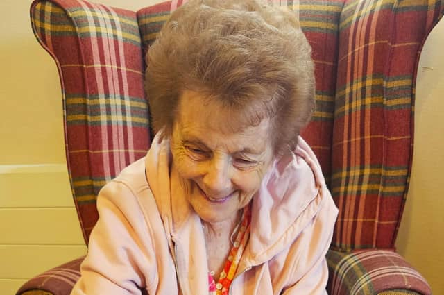Residents finding serenity and spark in painting.