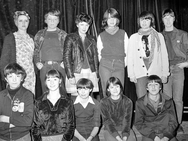 1982 GADS PLAY REHEARSALS Retro Christmas pictures from the 1980s:Christmas in the 1980s