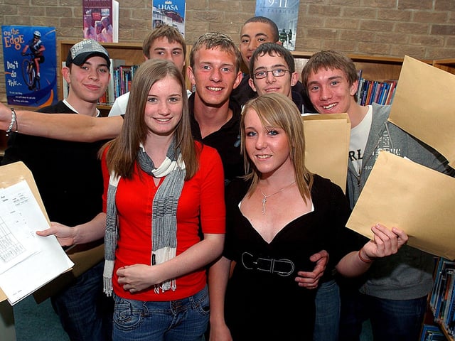 GCSE results day, 2008
