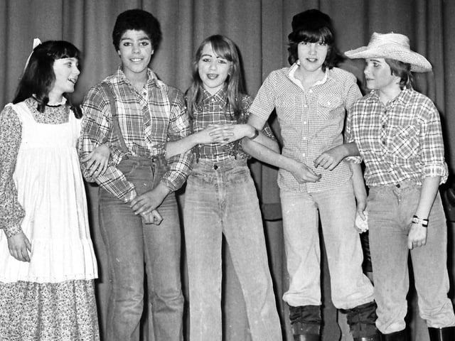 Henry Gotch Senior School production of Wizard of Oz 1980