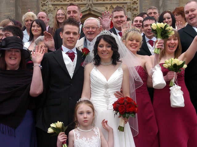 Steven and Charlene Robey got marred on Valentines Day at Kettering Parish Church, February 2009
