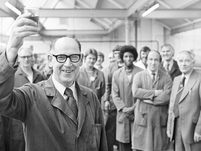 1979 CHESTER MILNER RETIRES ALUMASC