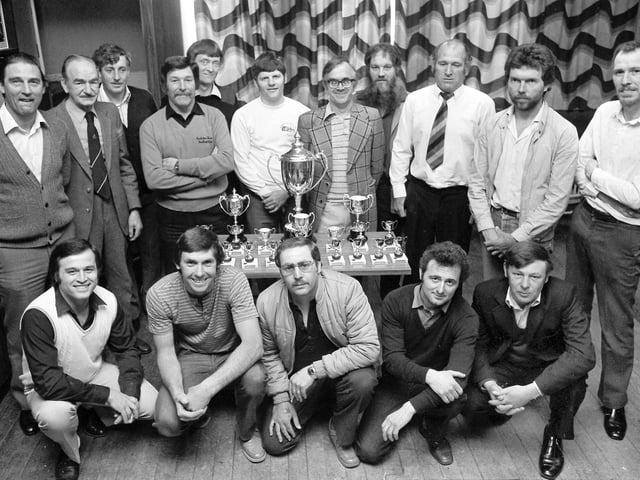 1984 TROPHY WINNING GROUP RUSHDEN