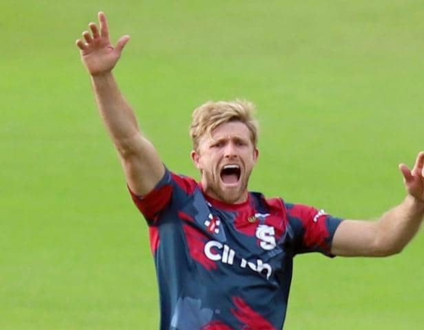 David Willey inspired Steelbacks to a superb eight-wicket win over Notts Outlaws (Picture: Peter Short)