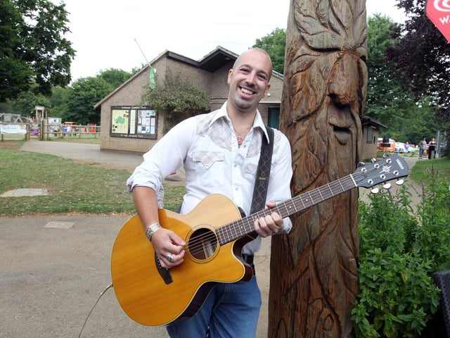 Wood Fest: Irchester Country Park: Festival of wood carving and music