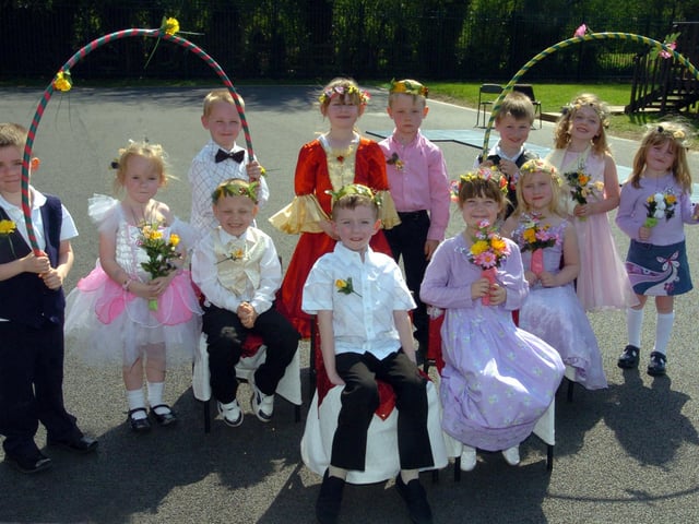 Corby, Danesholme Infants School ,May Day 2006  l - r, Connor MacCreadie, Bryannie Quarrie, Morgan Severn, Cameron Beal, Saffron Kerr, Stephen Pitman ,Ross Paterson, Olivia Huxtable, Charlotte Smith. Front Taylor James-McCardie and Morgan Brown,