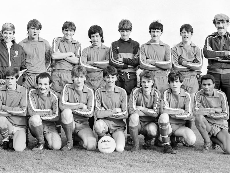 Nick Ward recognised this 1985 school team as Queen Elizabeth School's squad with team manager by Mr Holmes in the flat cap