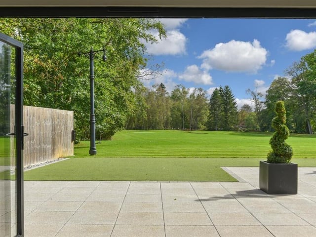 All of this could be yours for £2.75 million.