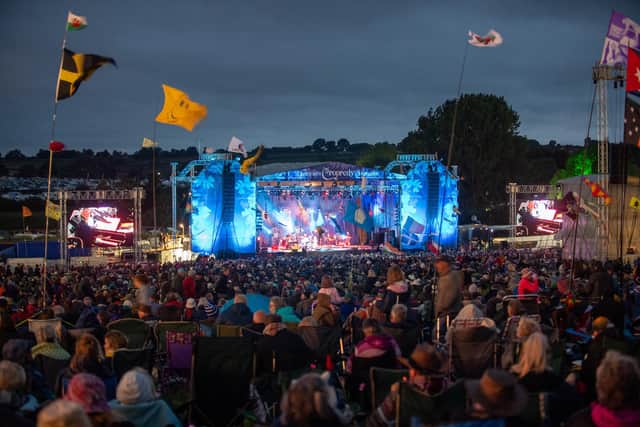 Crowds watching acts on the opening day of Cropredy Convention 2017. Photo by David Jackson.