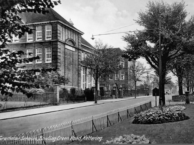 Bowling Green Road 1947 - now home to the NNC Kettering officeEvery Picture Tells a Story by Dave Clemo