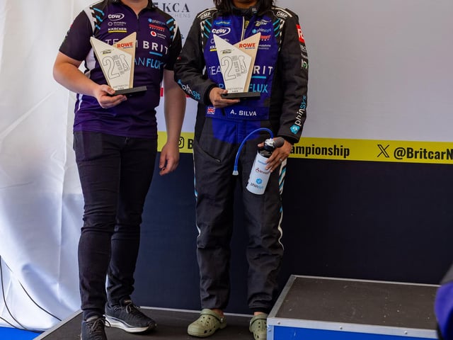 Asha Silva (r) with teammate Bobby Trundley (l)