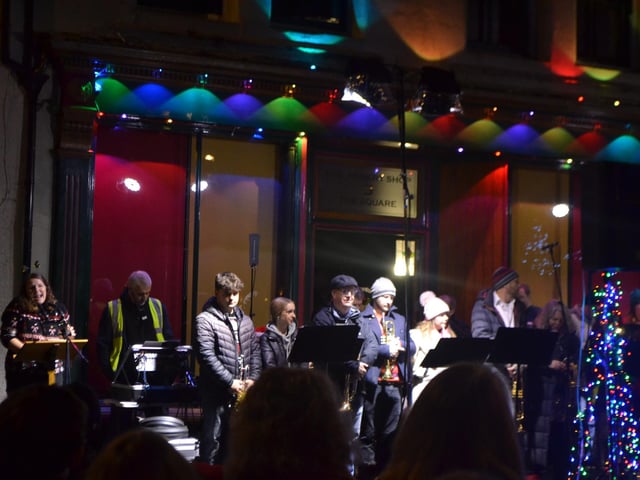Thousands gather in Earls Barton Square for annual carol service