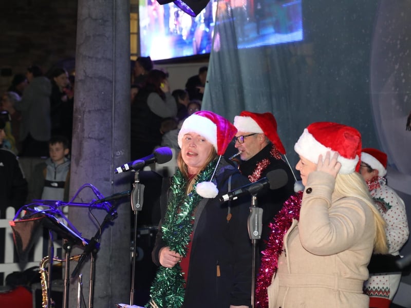 Kettering light switch on 2023:Kettering Christmas Lights Switch On