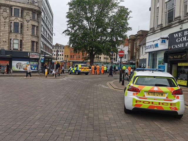 The scene in Northampton town centre today (Tuesday) as police and bomb squad units deal with "suspicious object" found in doorway near Market Square