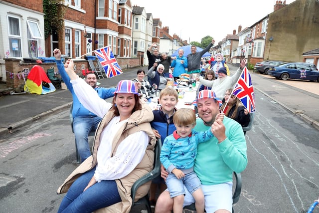 Kettering, Roundhill Road,  Queen's Platinum Jubilee, street party and celebration