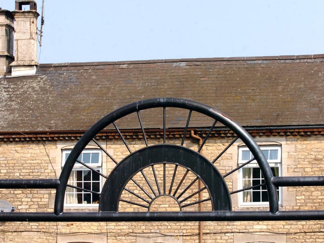 St Andrew's Walk, May 2006