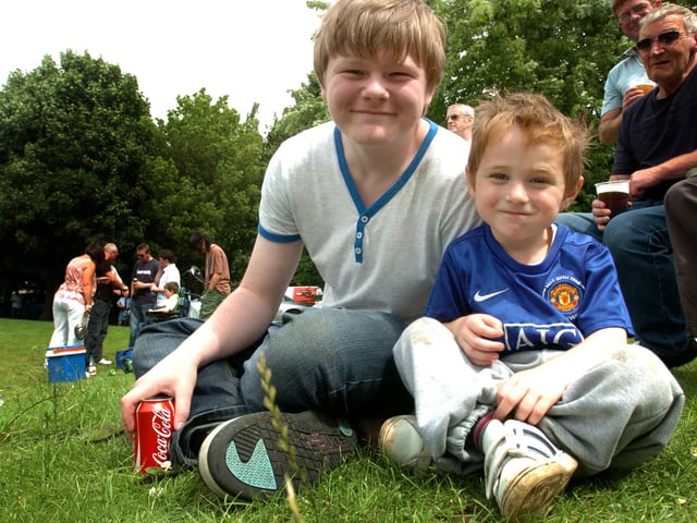 Corby Highland Gathering 2009: Charles Wilson (left) and Ruben O'Neil enjoy the day