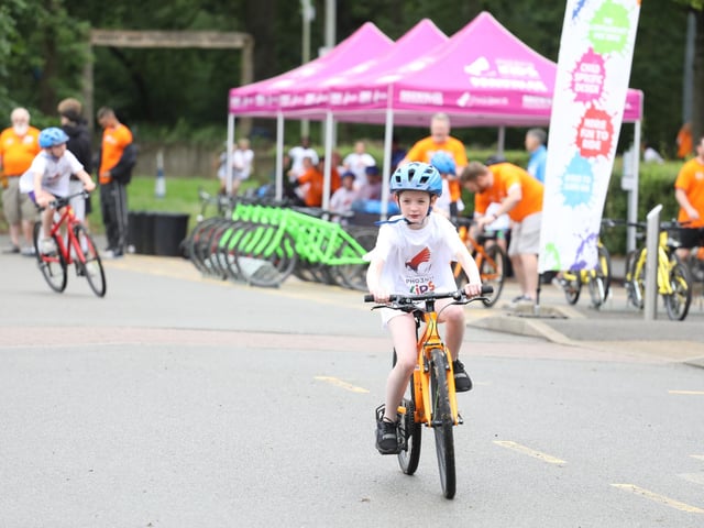 School pupils take part in the Kids of Steel mini triathlon in Corby/IMG