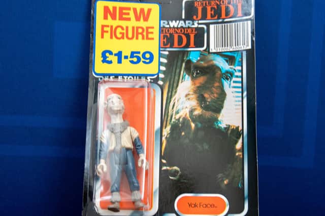 Yak Face, a  con man and information broker working for Jabba the Hutt, is expected to sell for around £1000