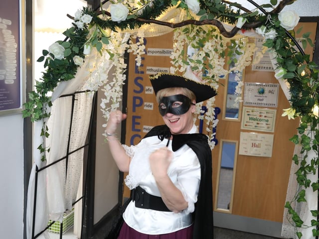 Children and staff at Kingswood Primary Academy on World Book Day