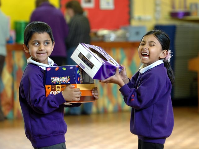 Victoria Infants School, Wellingborough Usman Mahood,5, and Radiyan Islam,5, 2007