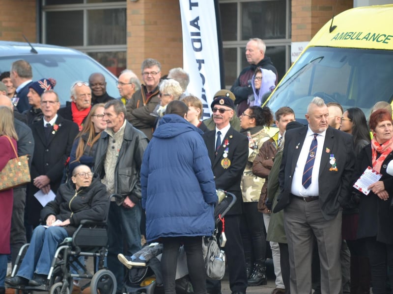 Hundreds gather at Broad Green in Wellingborough to pay respects at Remembrance Sunday service