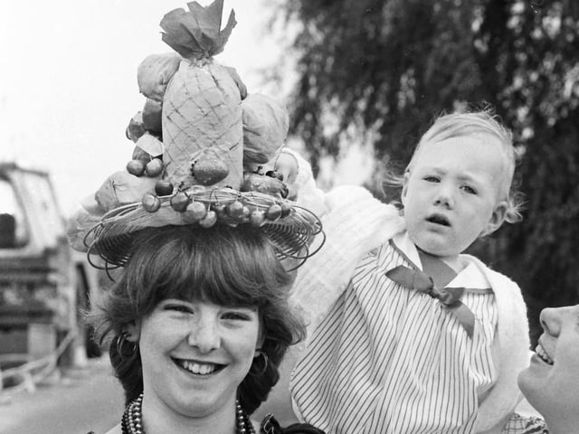 HIGHAM FERRERS CARNIVAL 1987