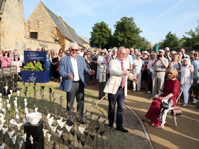 Art installation at Chester House for Cransley Hospice to mark the 25th anniversary of the Kettering hospice.
Artist Louise Crookenden-Johnson creator of the 500 handmade pottery robins, unveiled by Lord Lt James Saunders Watson
Friday, June 16, 2023