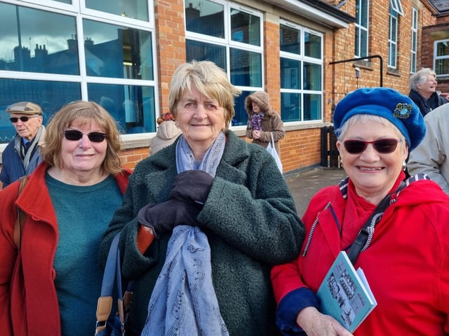 l-r Former Alfred Street Junior teacher Sue Johnson-Hill who taught from 2006 to 2019 "Every child was encouraged to achieve" , with former pupils Pat Hart and Anita Sackett - "We loved it".