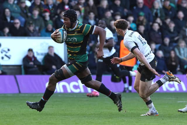 Chunya Munga scored a superb try for Saints (photo by David Rogers/Getty Images)