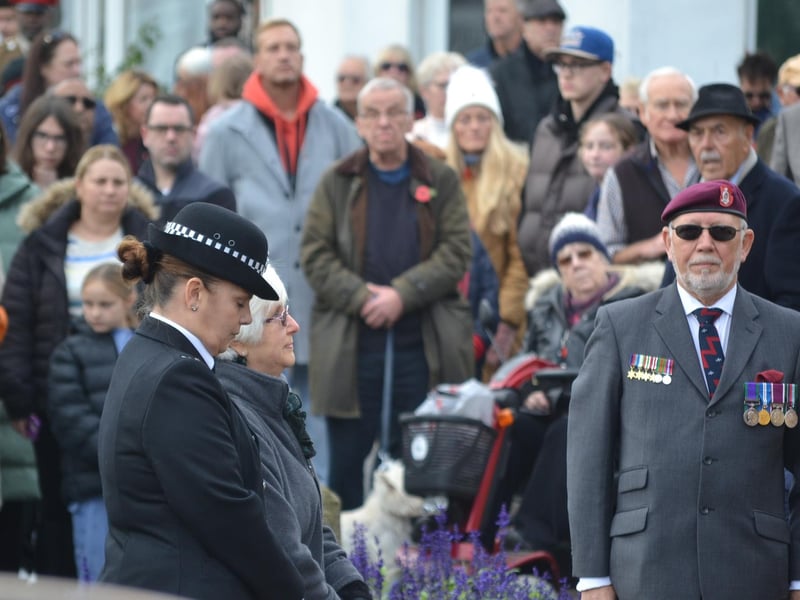 Hundreds gather at Broad Green in Wellingborough to pay respects at Remembrance Sunday service