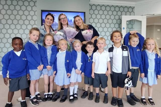 Buckton Fields School Children and Teachers at Brampton view Care Home in Northampton