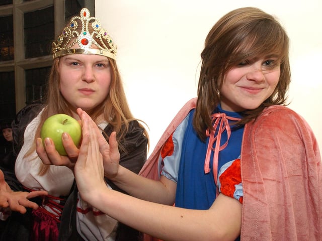 Kettering - United Theatre group production of Snow White Wicked Queen, Donna Carr and Snow White, Laura Bazley - being tempted by the poisoned apple 2007