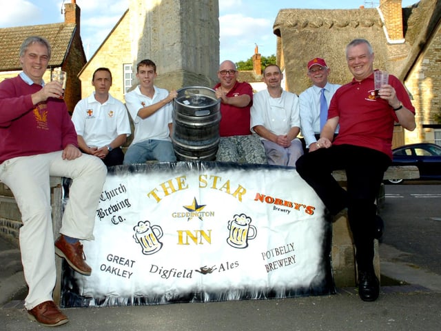 Geddington: Barrel Push John Wilkinson Lee Martin, Tom Robertson, Steve Brown, Ally Robertson, Jim Harker and Tony Lock 2010