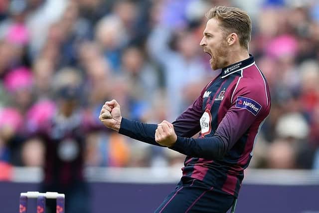 Graeme White celebrates claiming the wicket of Notts' Riki Wessels during the Steelbacks' T20 Blast semi-final win in 2016 (Picture: Gareth Copley/Getty Images)