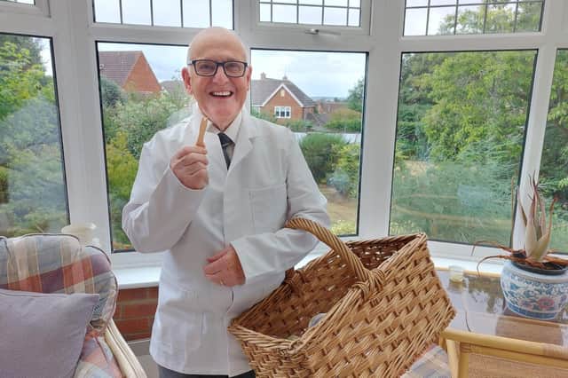 Malcolm ‘the Fish Man’ Vials officially retired this year after spending almost 50 years going around Kettering and Corby’s pubs and clubs, becoming one of the best-known faces in the two towns
