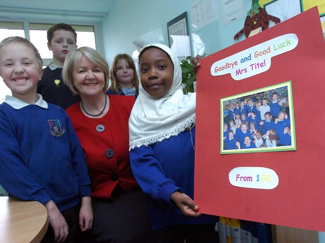 Head teacher Helen Tite from Croyland Primary in Wellingborough retiring. with Robert Truett, eight, Joe-Paul Wood, 10, Keileigh Willis, nine, and Muzha Mohammed, eight - 2008