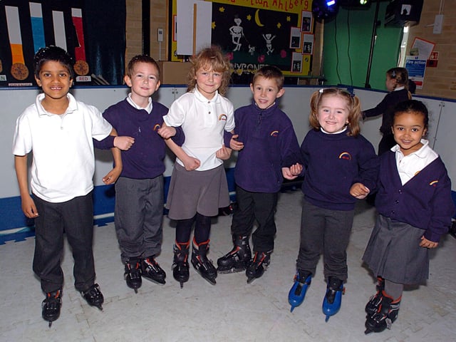 Wellingborough, Redwell Infants School, Ice skating l-r Kavi Patel, 7, Matthew Keywood, 7, April Denton, 7, Freddie King, 6, Ellie Lynes, 5, Grace Jackson, 5. March 2010