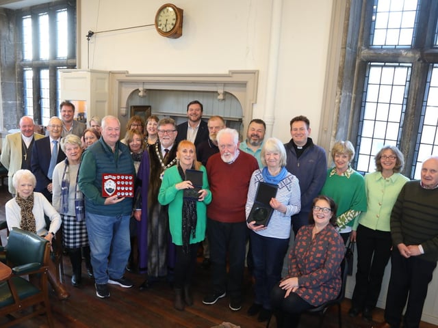 Cllr Ray Davis Mayor of Rothwell - Rothwell Town Council first ever Volunteer of the Year presentations/National World