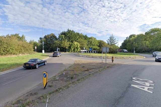 The A43 roundabout near Holcot